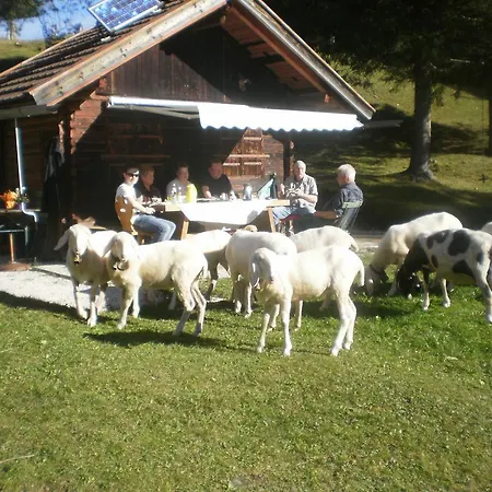 Daire Ferienhaus Beim Veitele Mittenwald